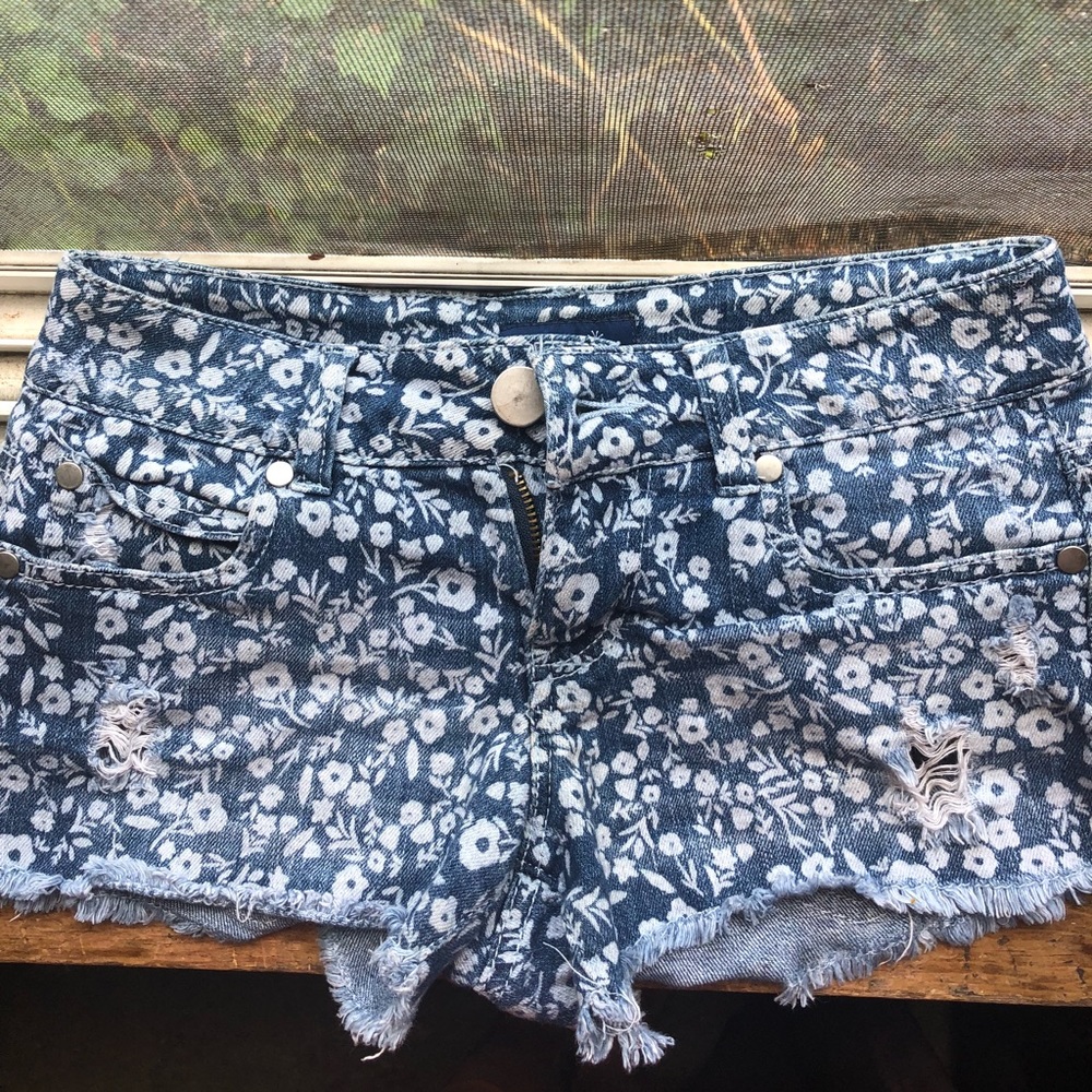 floral denim shorts
